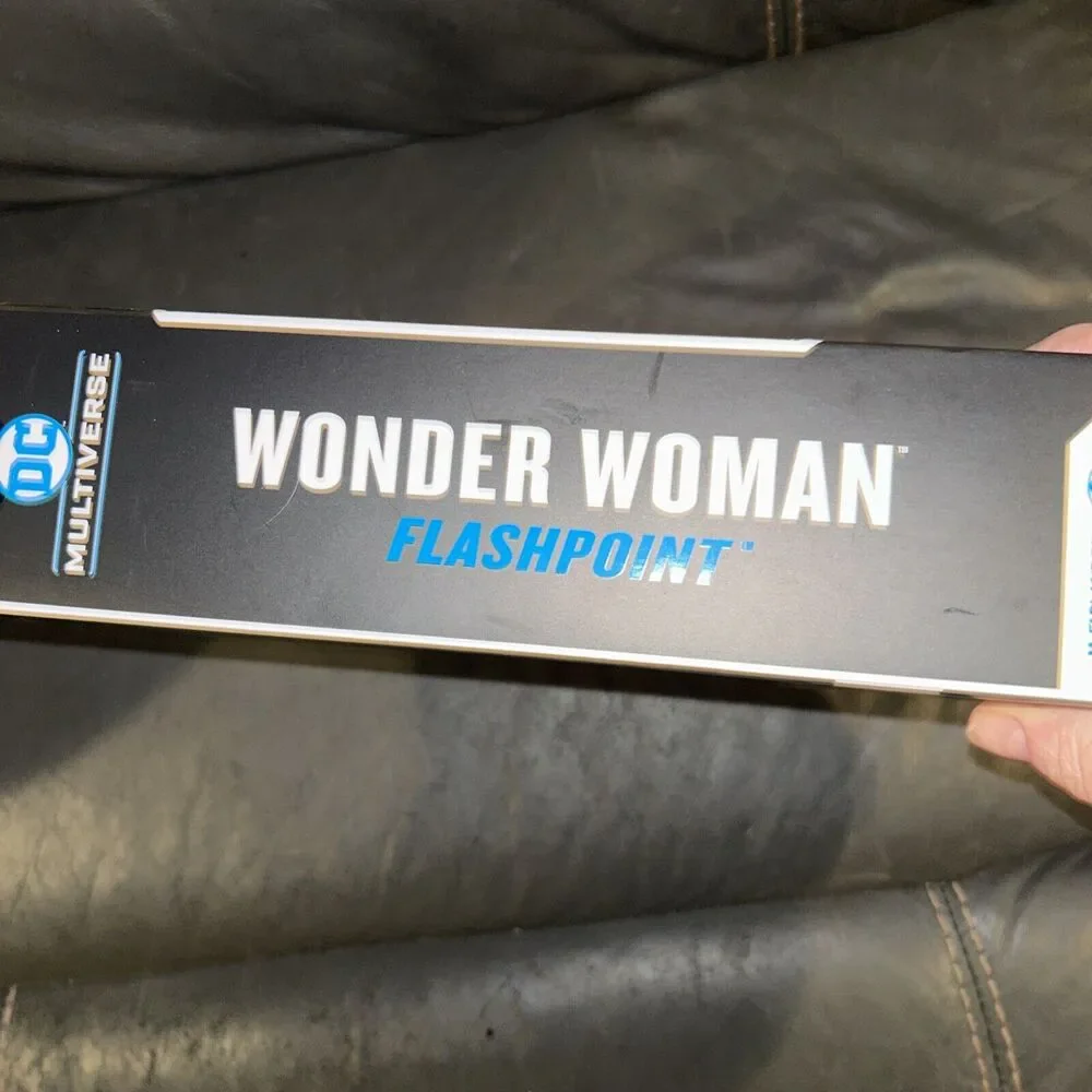 NIB- DC Multiverse Gold Label Collection - WONDER WOMAN